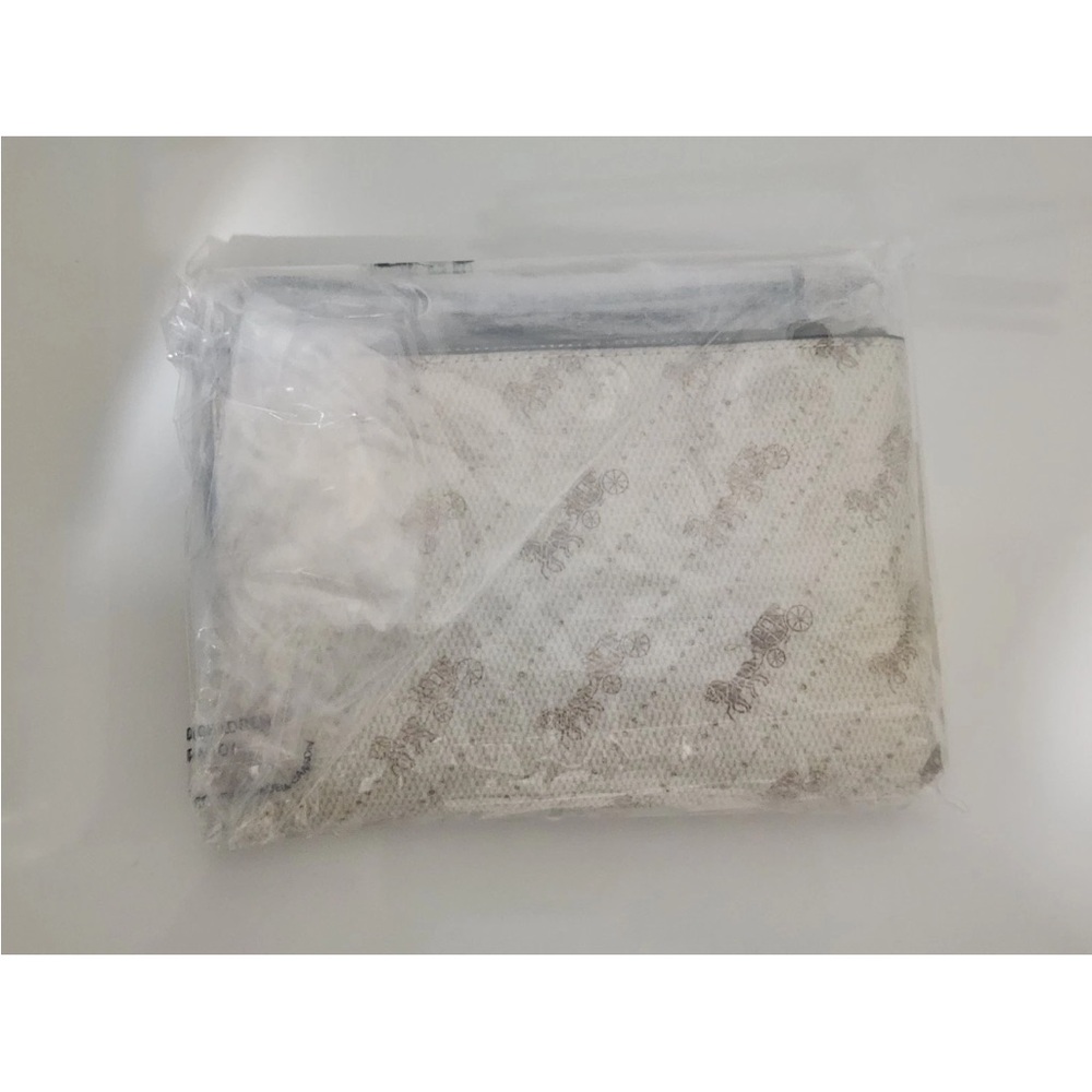 Coach Cream coach horse and carriage Wristlet Clutch nwt - Picture 8 of 8